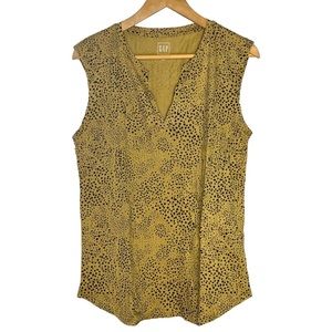 NWT GAP Warm Autumn Leopard Print Sleeveless Split Neck Tee